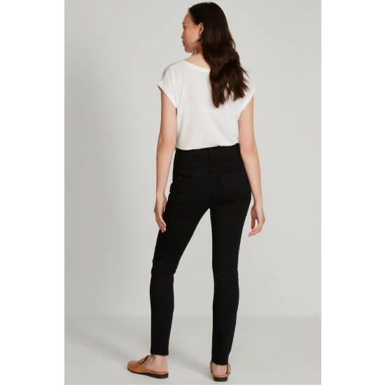 unnamed-file-1027.jpg M&Co Lift And Shape Slim Leg Black Jeans -M&Co shop unnamed file 1027