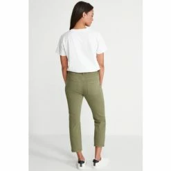 M&Co Petite Super Soft Denim Crop Jeans -M&Co shop unnamed file 1049