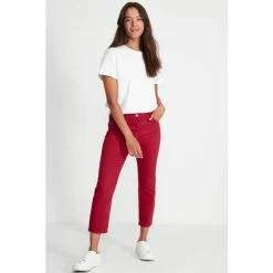 M&Co Petite Super Soft Denim Crop Jean
