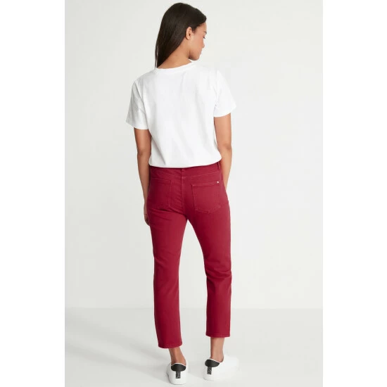 unnamed-file-1084.jpg M&Co Petite Super Soft Denim Crop Jean -M&Co shop unnamed file 1084