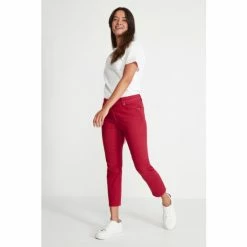 M&Co Petite Super Soft Denim Crop Jean 4 M&Co Petite Super Soft Denim Crop Jean -M&Co shop unnamed file 1085