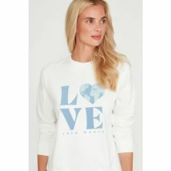 M&Co Cream Love World Crew Sweater -M&Co shop unnamed file 2185