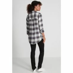 M&Co White And Navy Check Blouse -M&Co shop unnamed file 2566