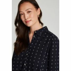 M&Co Blue Dobby Button Blouse -M&Co shop unnamed file 2624