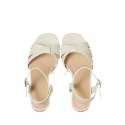 M&Co White Heeled Sandals -M&Co shop unnamed file 2990