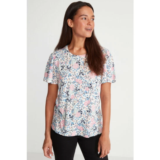 unnamed-file-504.jpg M&Co Petite Ivory Floral T-Shirt -M&Co shop unnamed file 504