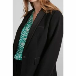 M&Co Black Tuxedo Suit: Blazer 6 M&Co Black Tuxedo Suit: Blazer -M&Co shop unnamed file 978